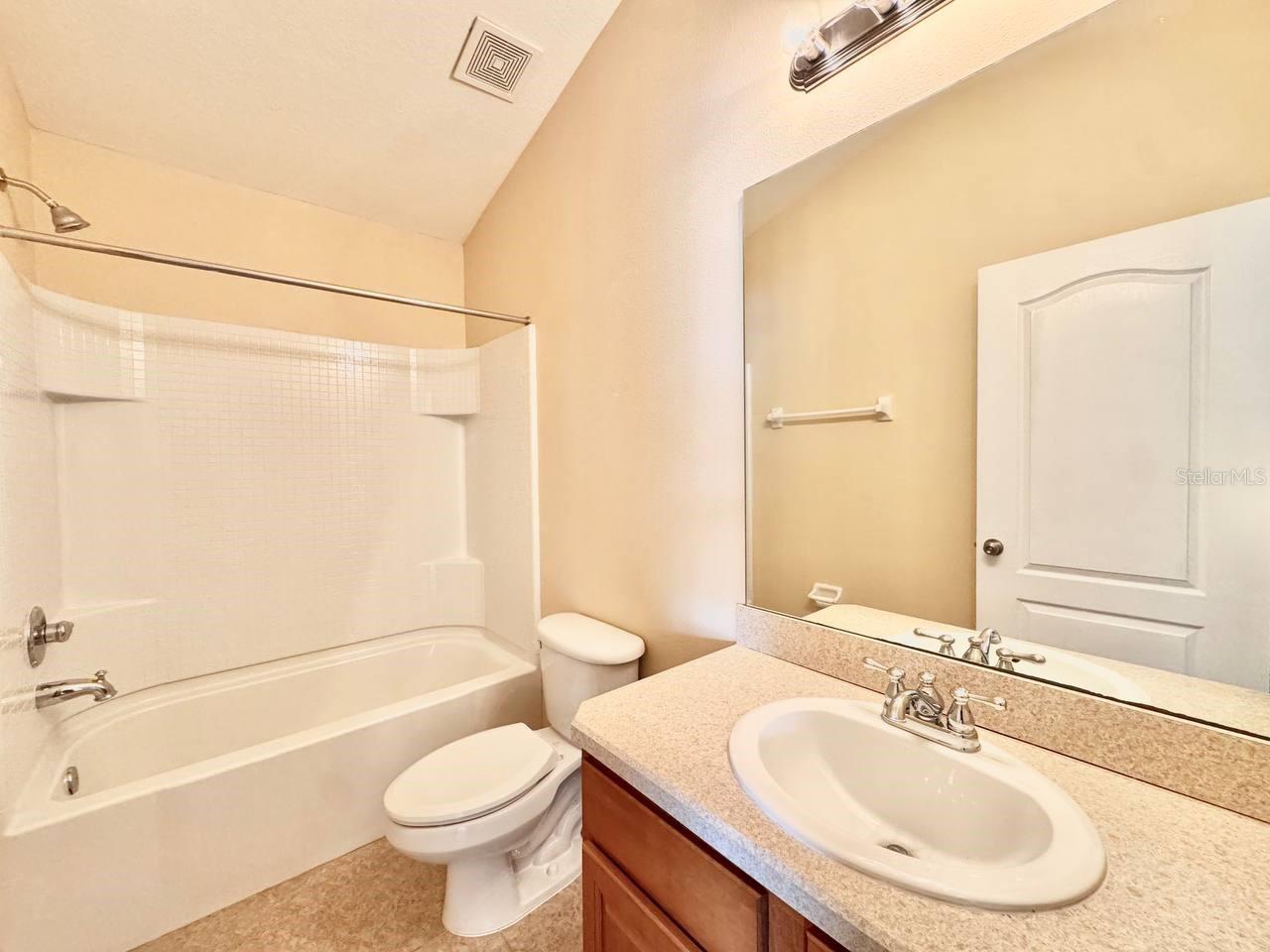 Image 17 of 20 For 7001 Interbay Boulevard 229