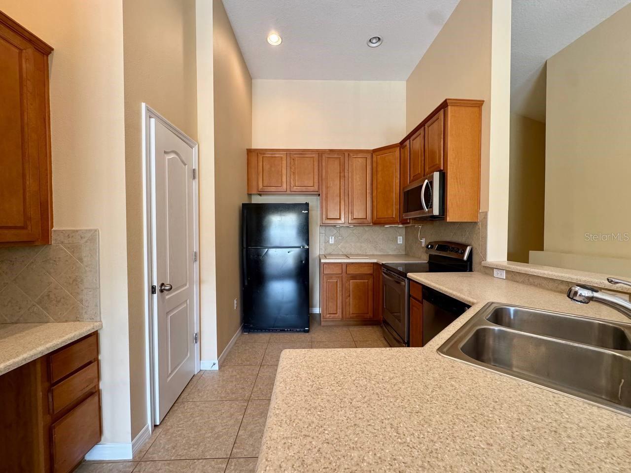 Image 6 of 20 For 7001 Interbay Boulevard 229