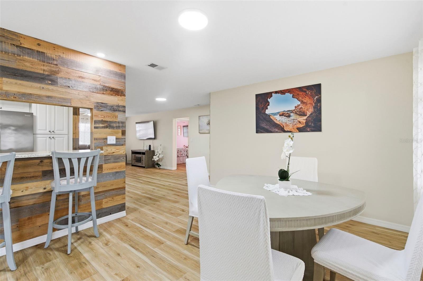 Image 21 of 72 For 3022 Jackson Drive