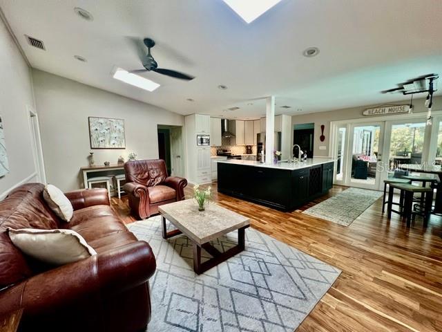 Image 3 of 25 For 834 Hillside Drive