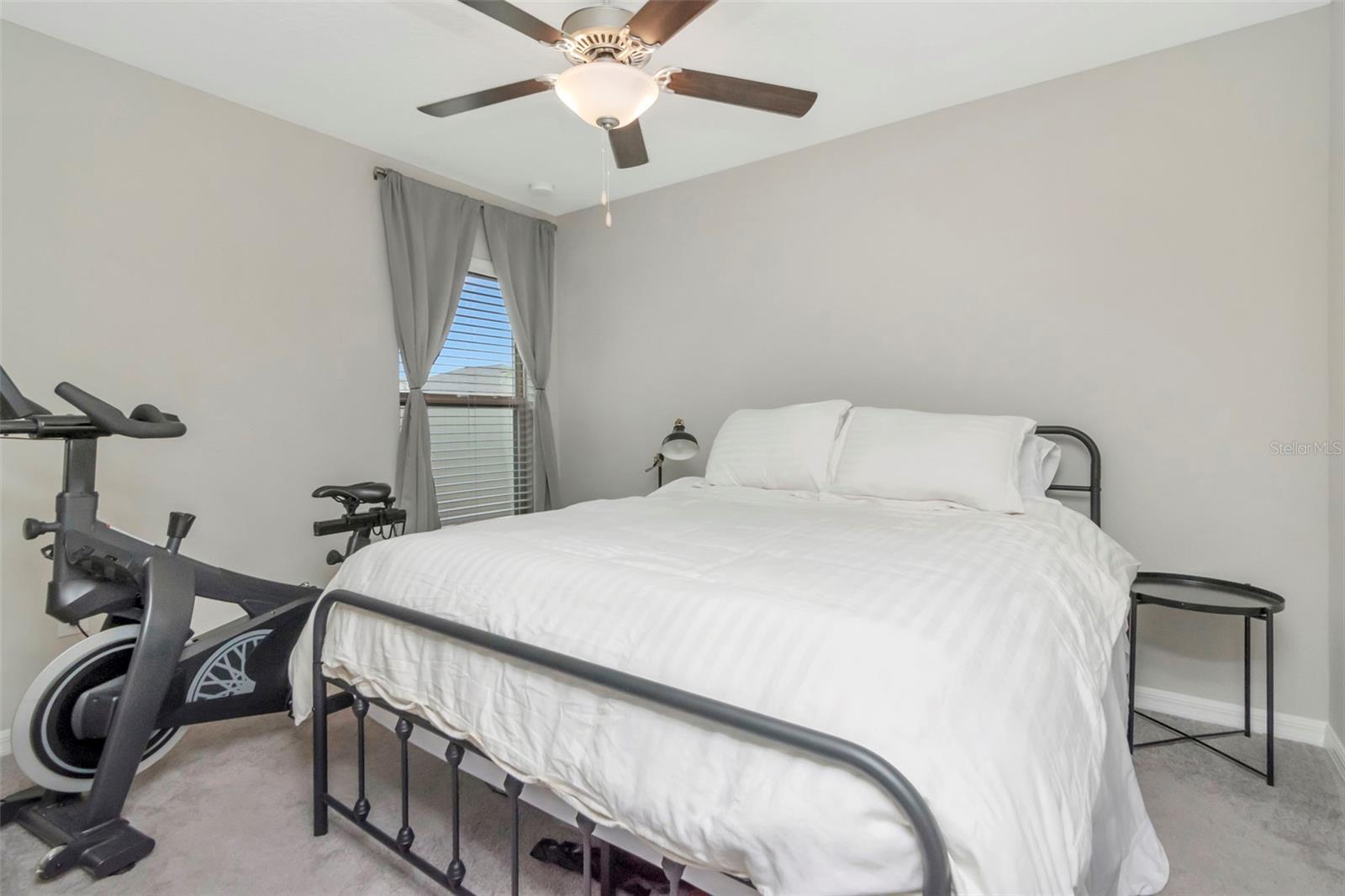 Image 13 of 25 For 11527 Sage Canyon Drive