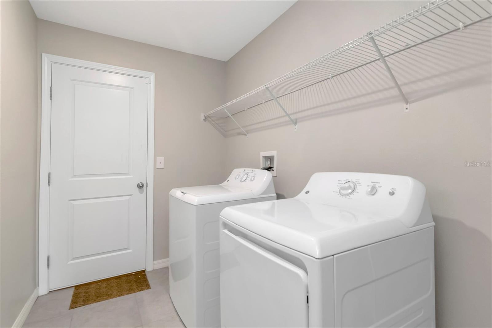 Image 16 of 25 For 11527 Sage Canyon Drive