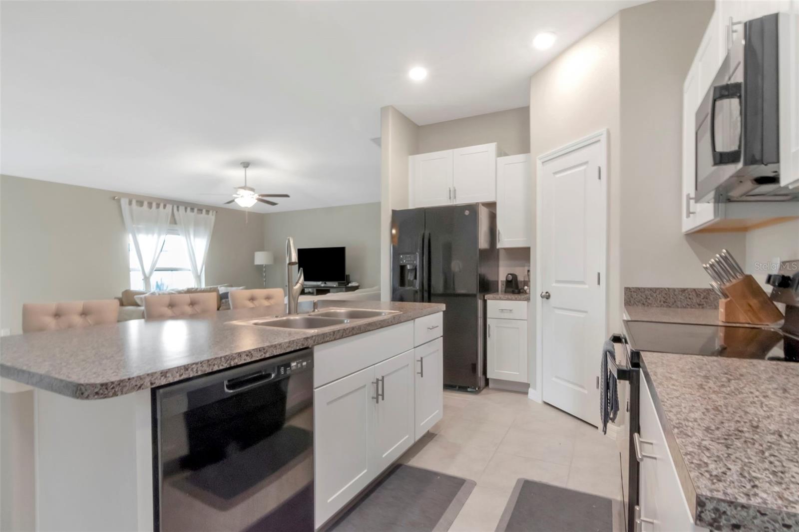 Image 4 of 25 For 11527 Sage Canyon Drive