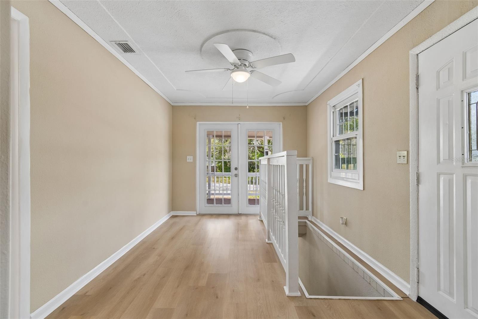 Image 10 of 23 For 11945 Wanda Avenue