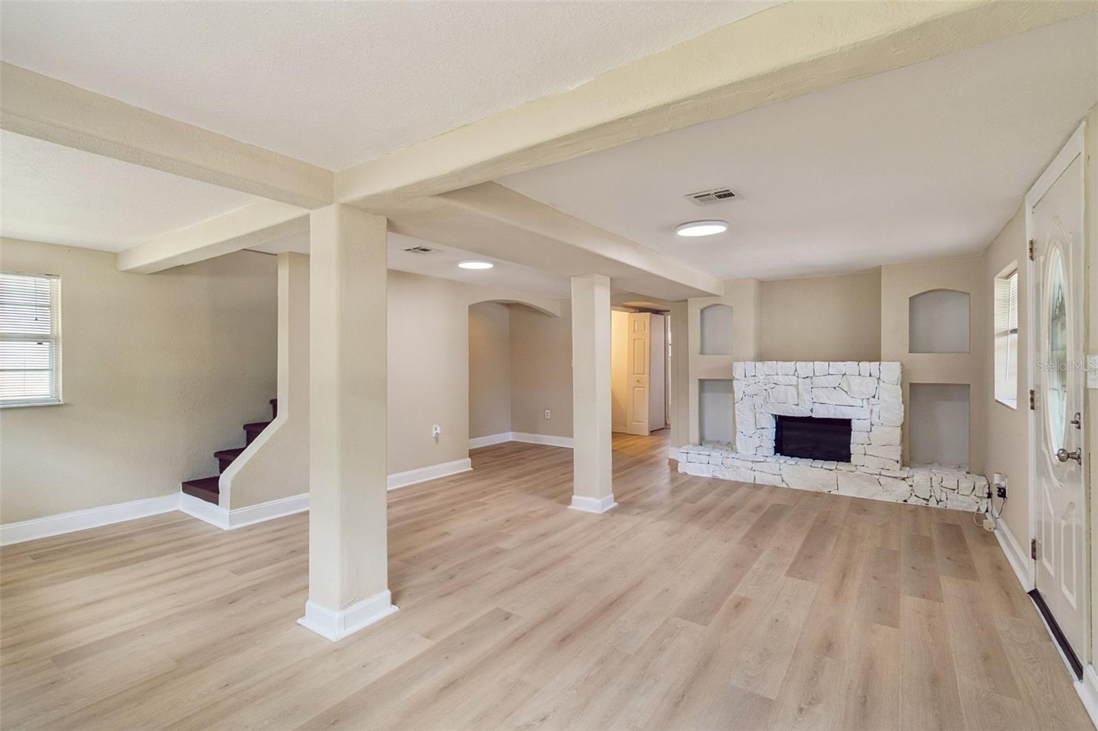 Image 3 of 23 For 11945 Wanda Avenue