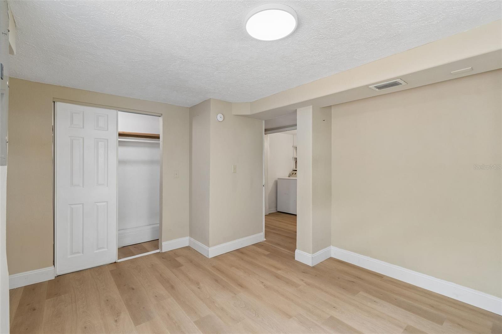 Image 7 of 23 For 11945 Wanda Avenue