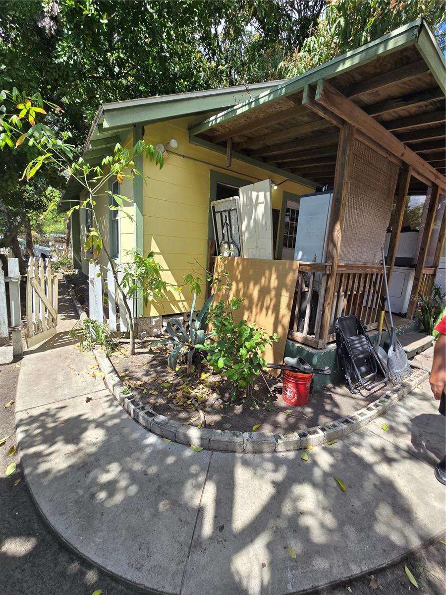 Image 3 of 12 For 259 14th Street N