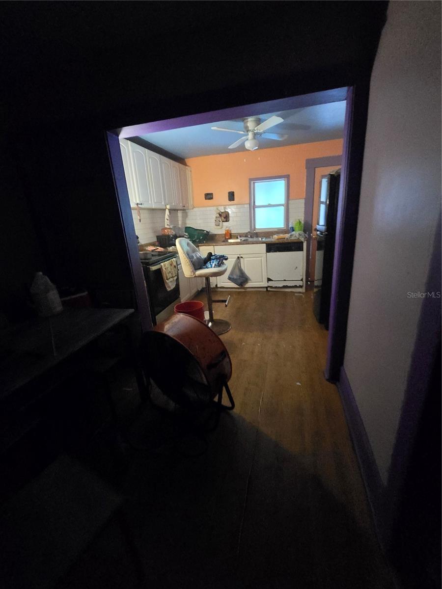 Image 8 of 12 For 259 14th Street N