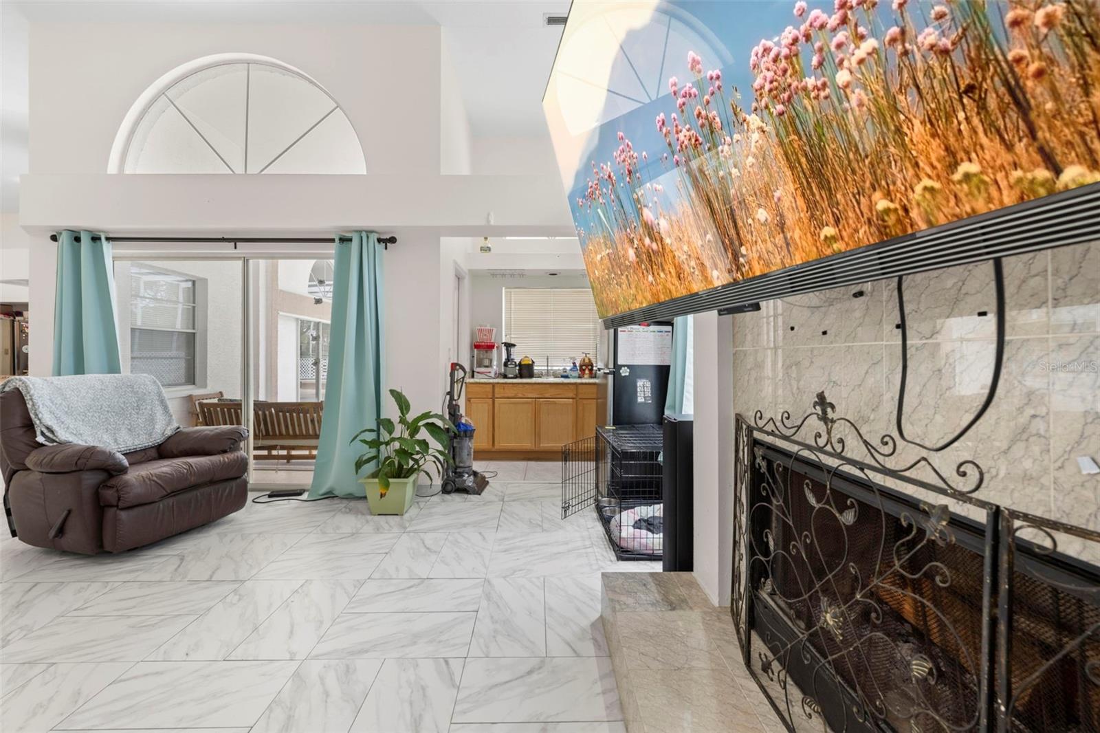 Image 18 of 54 For 348 Florian Way