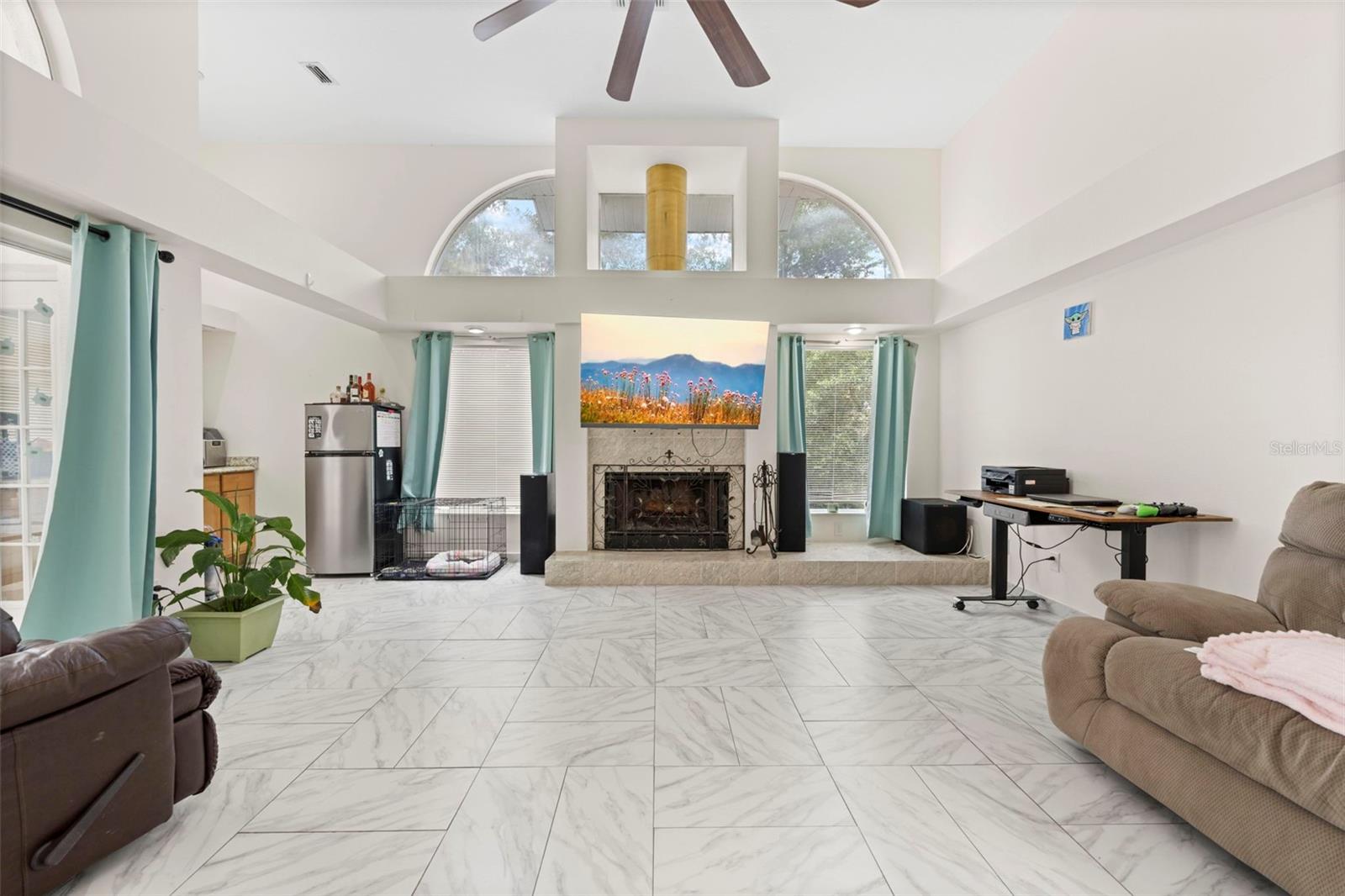 Image 19 of 54 For 348 Florian Way