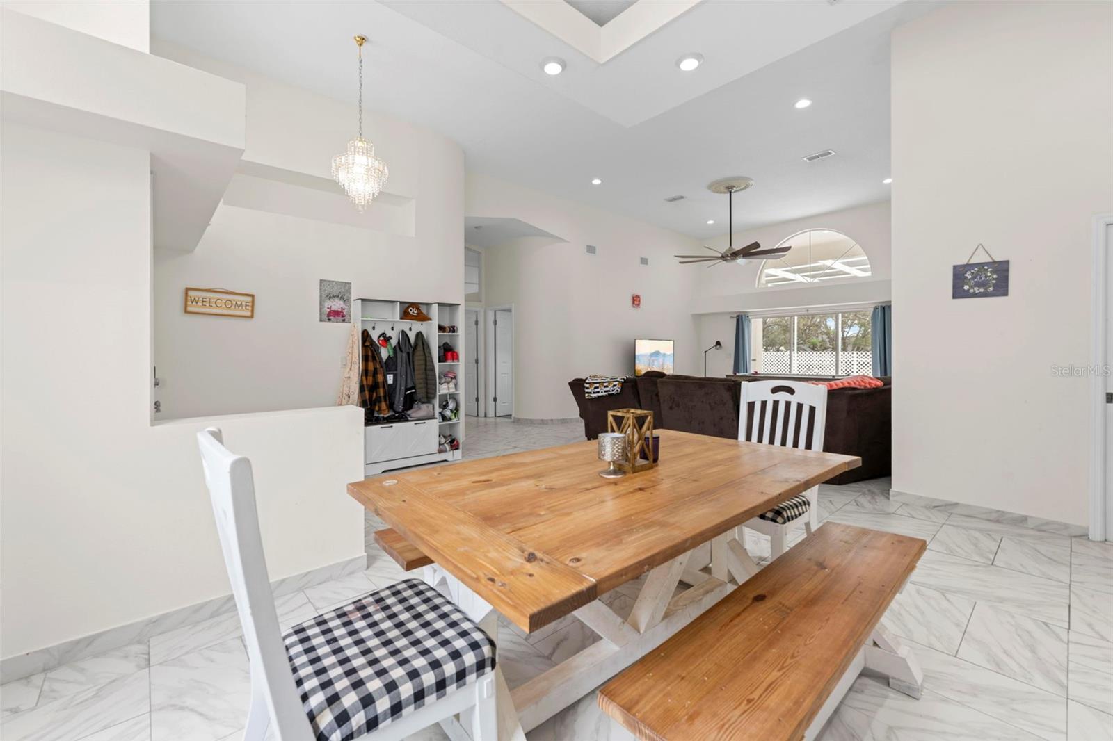 Image 4 of 54 For 348 Florian Way