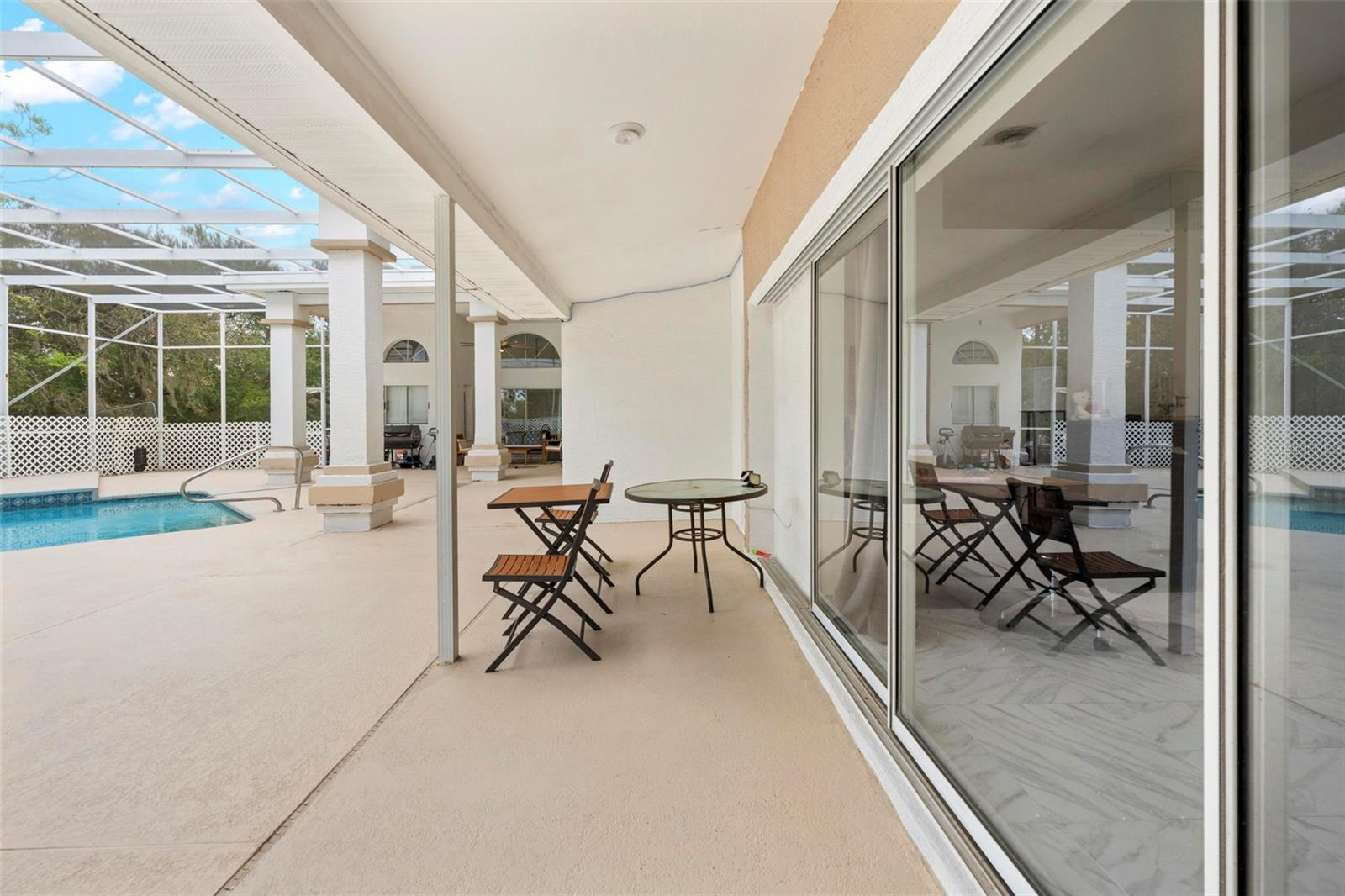 Image 47 of 54 For 348 Florian Way