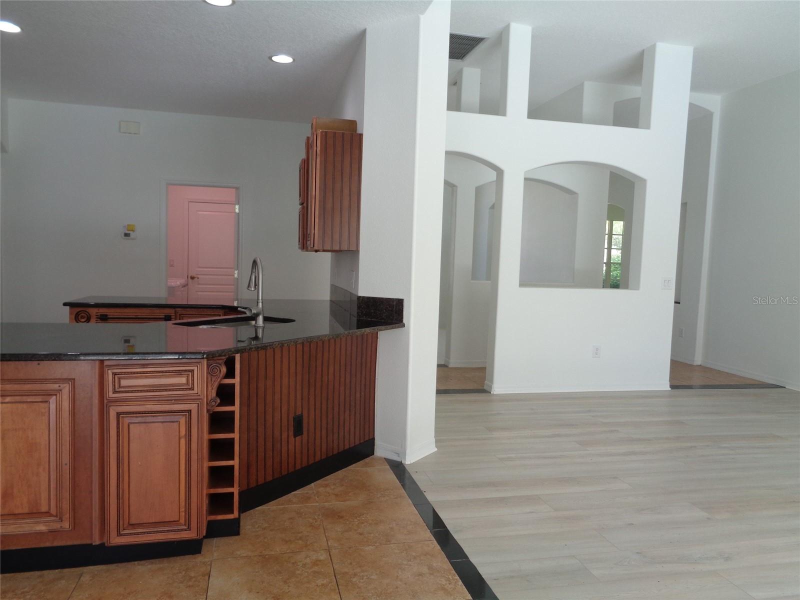 Image 22 of 47 For 6102 Savoy Circle