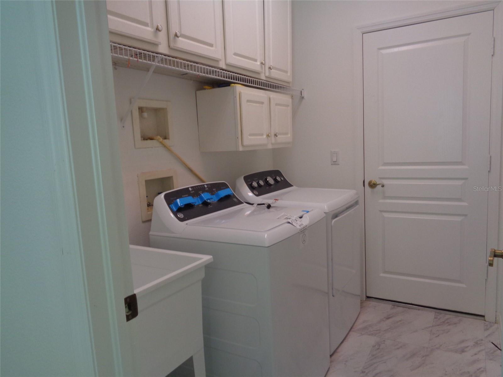 Image 31 of 47 For 6102 Savoy Circle