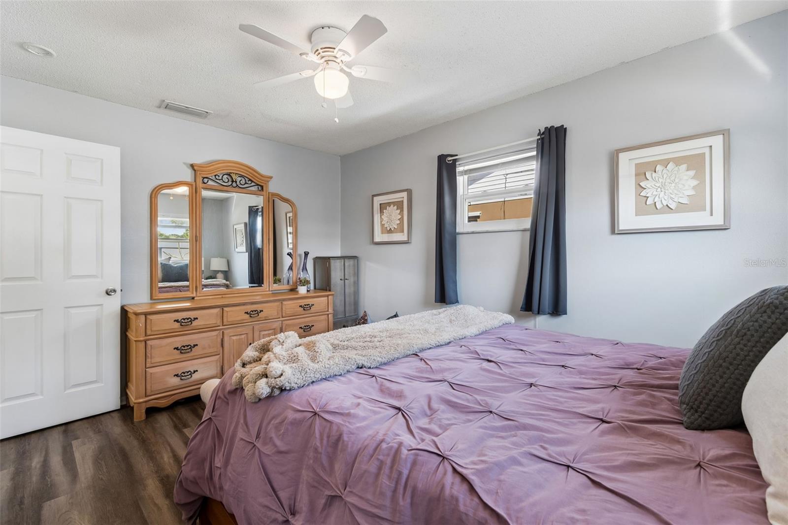 Image 13 of 31 For 6882 62nd Avenue N