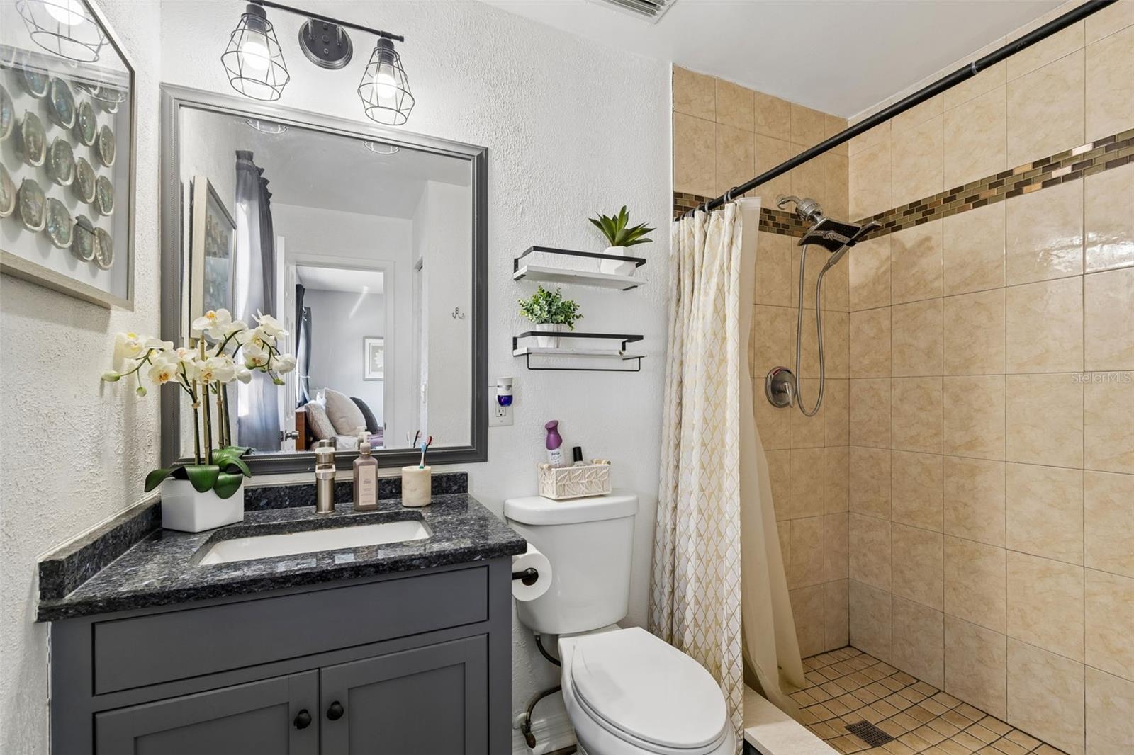 Image 14 of 31 For 6882 62nd Avenue N