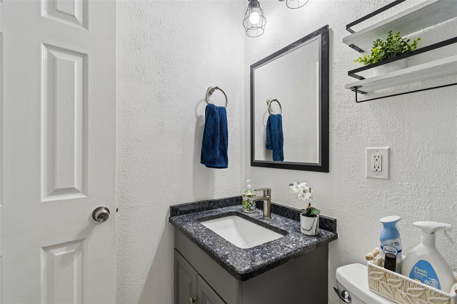 Image 21 of 31 For 6882 62nd Avenue N