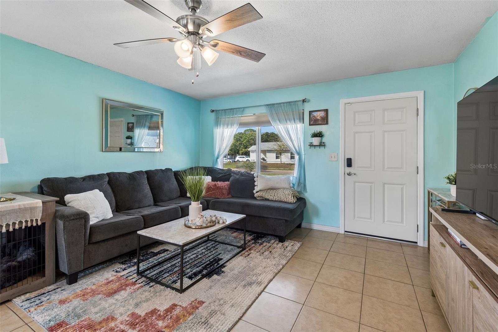 Image 5 of 31 For 6882 62nd Avenue N