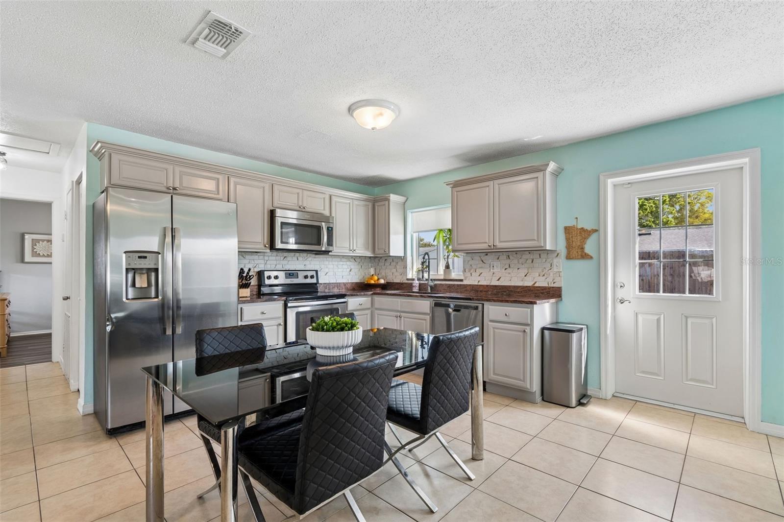 Image 9 of 31 For 6882 62nd Avenue N