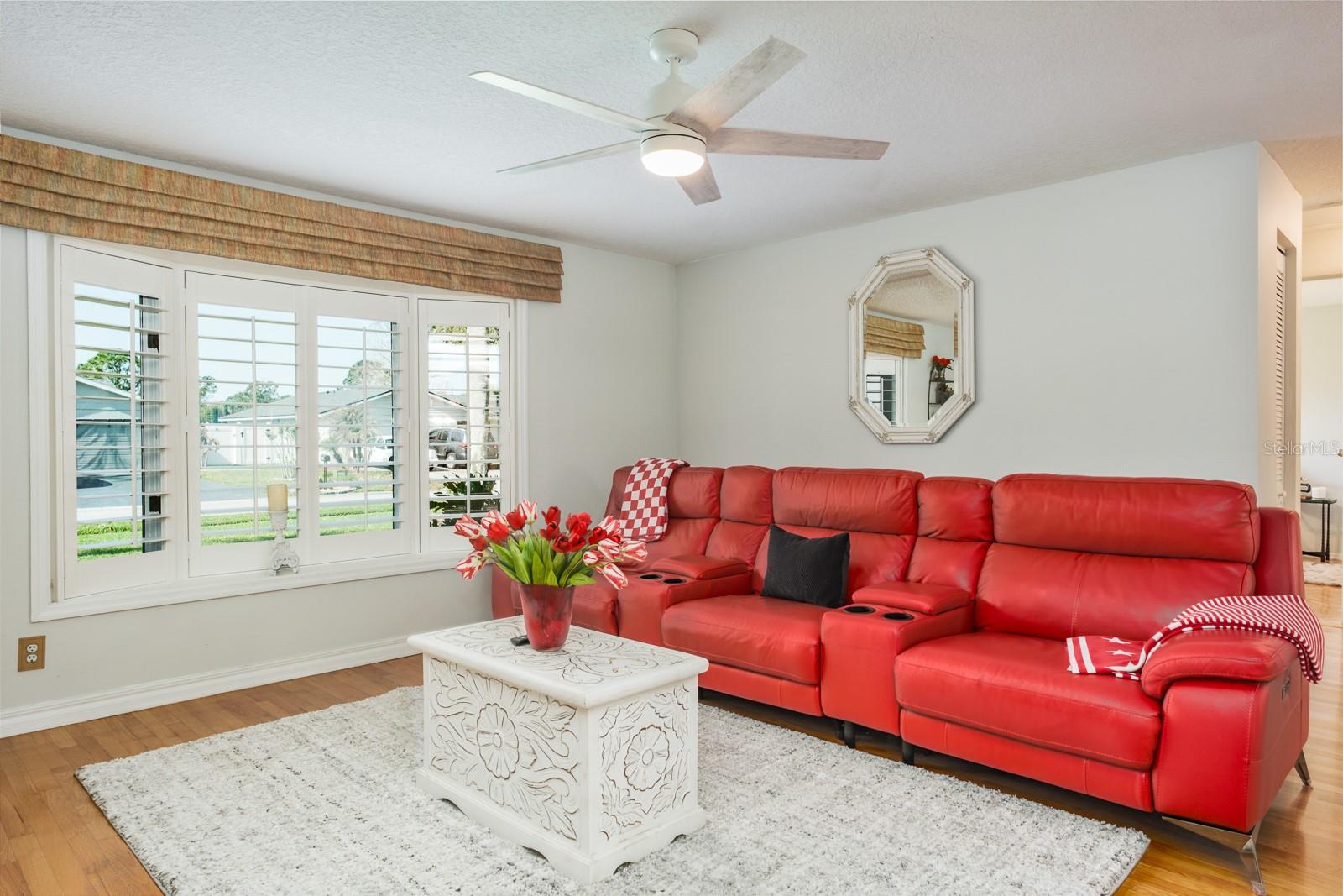 Image 15 of 79 For 509 Lakeview Drive