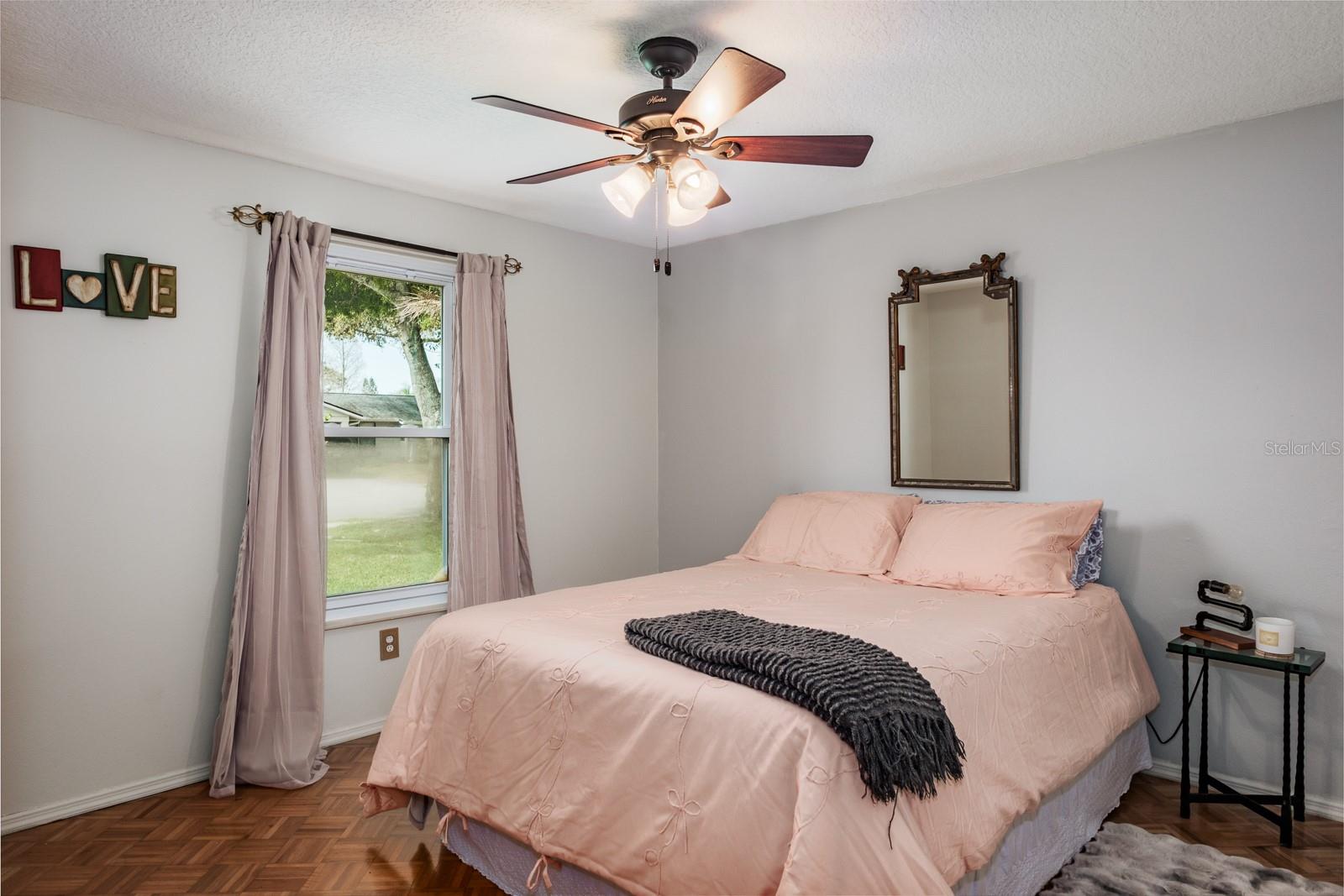 Image 39 of 79 For 509 Lakeview Drive