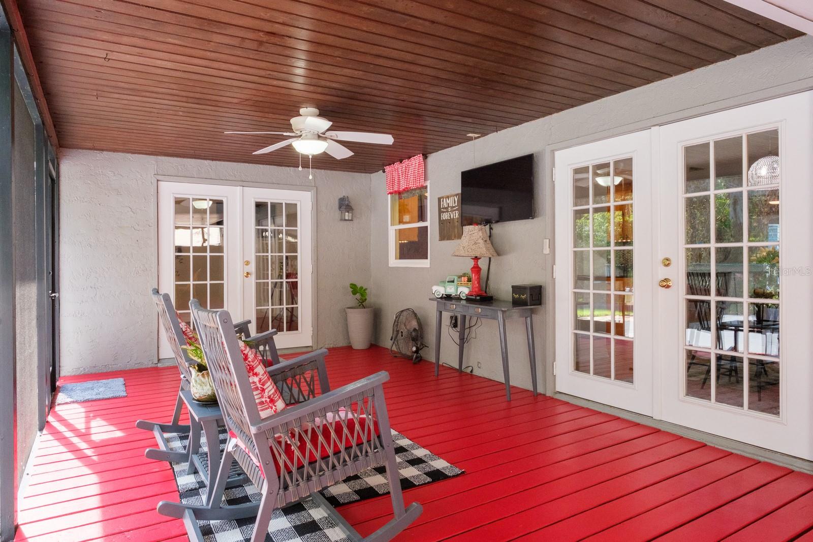 Image 49 of 79 For 509 Lakeview Drive