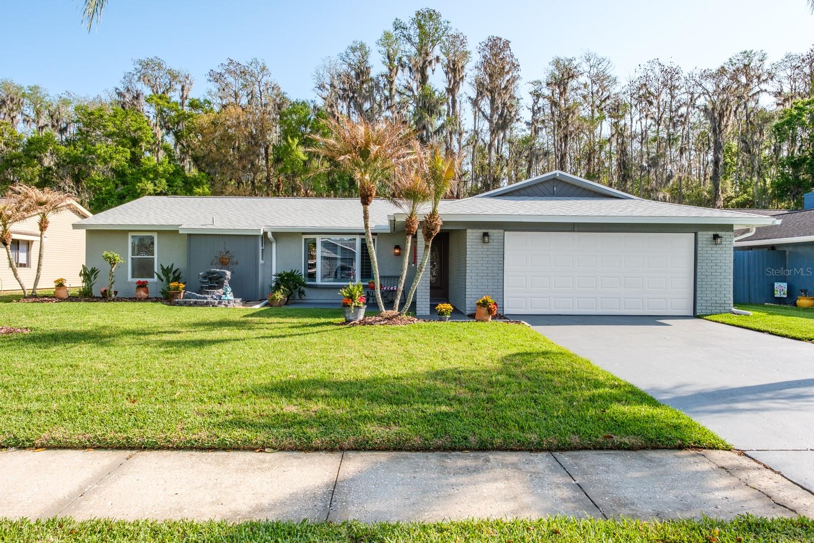 Image 5 of 79 For 509 Lakeview Drive