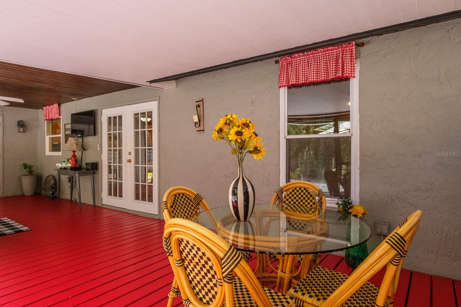 Image 50 of 79 For 509 Lakeview Drive