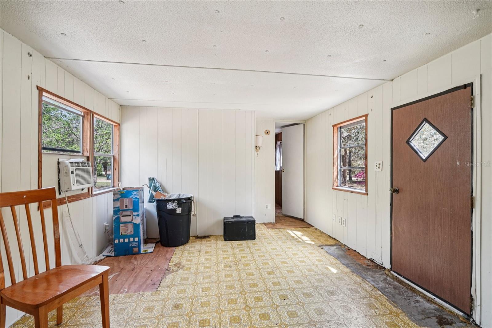 Image 3 of 22 For 1858 N Shirey Pt