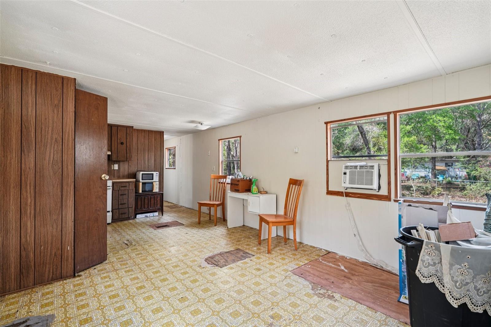 Image 6 of 22 For 1858 N Shirey Pt