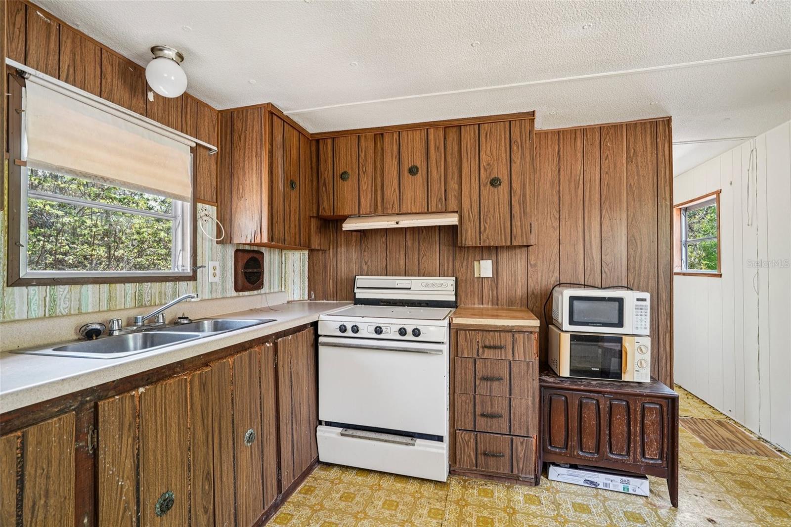 Image 7 of 22 For 1858 N Shirey Pt