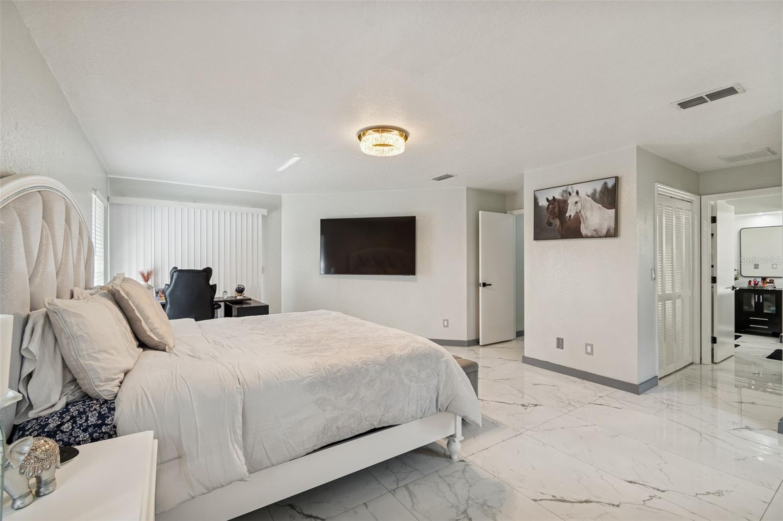 Image 31 of 85 For 1062 Greenturf Road