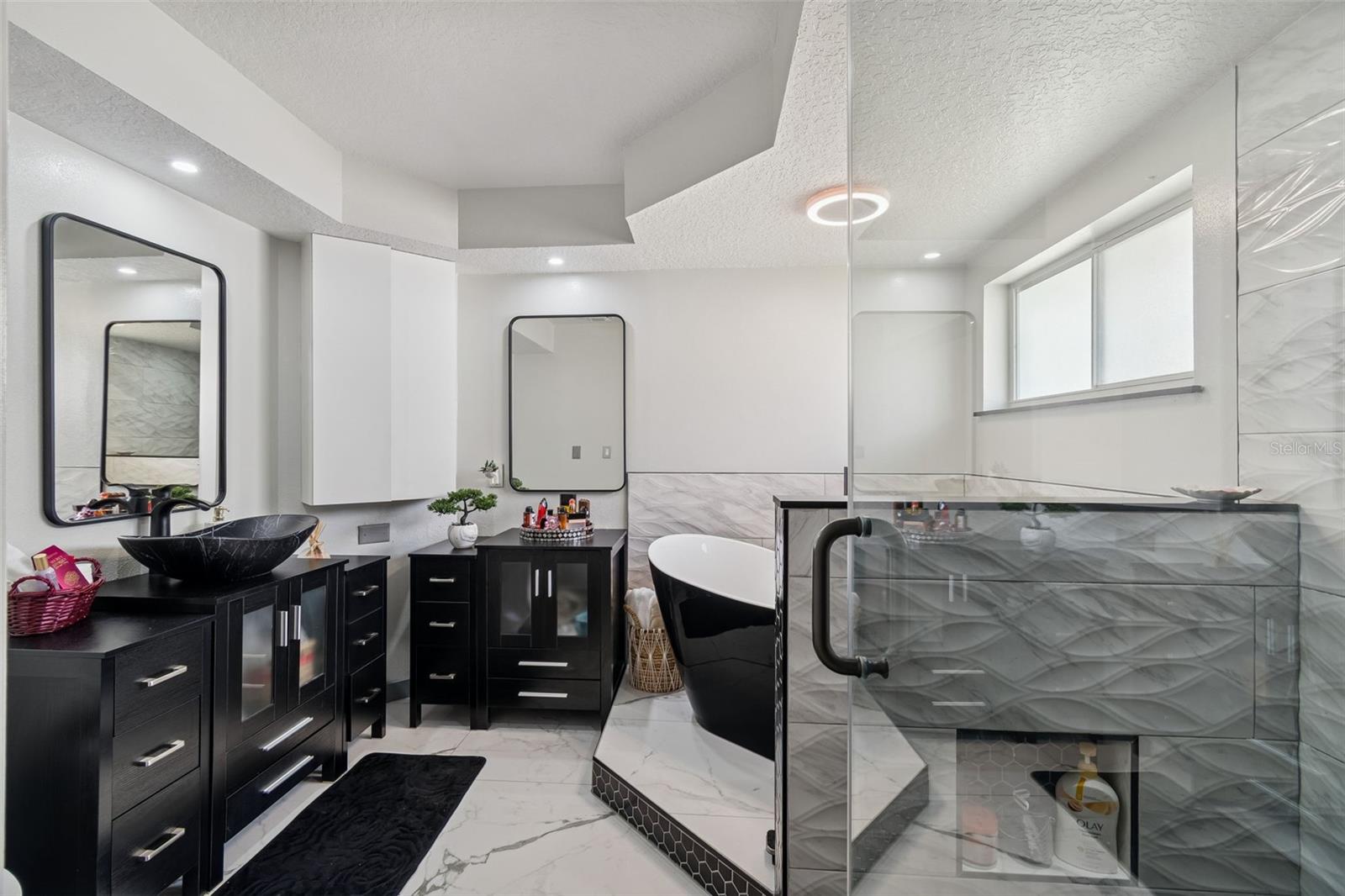 Image 37 of 85 For 1062 Greenturf Road