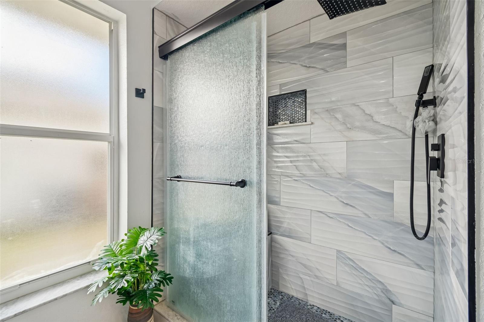 Image 44 of 85 For 1062 Greenturf Road