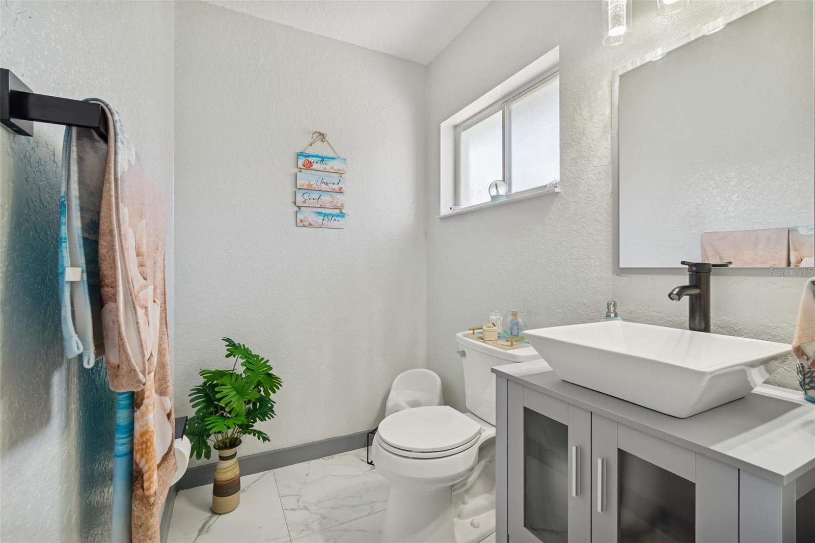 Image 52 of 85 For 1062 Greenturf Road