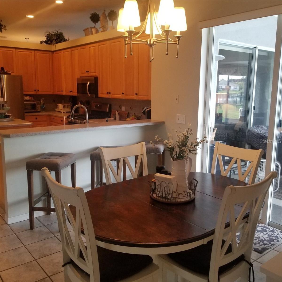 Image 10 of 25 For 6218 Bridgevista Drive