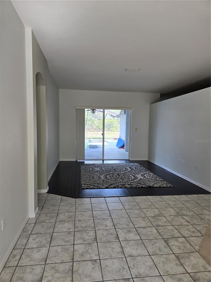 Image 5 of 25 For 6218 Bridgevista Drive