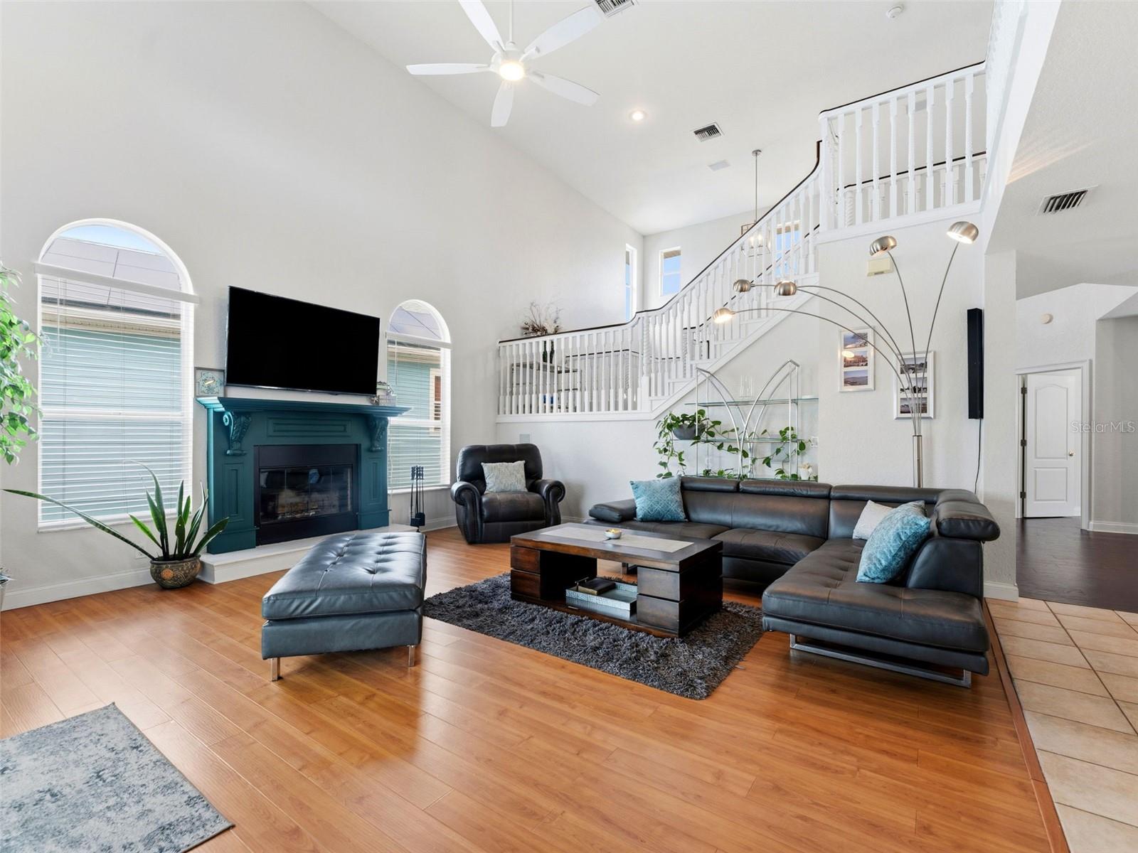 Image 13 of 46 For 5551 Jobeth Dr
