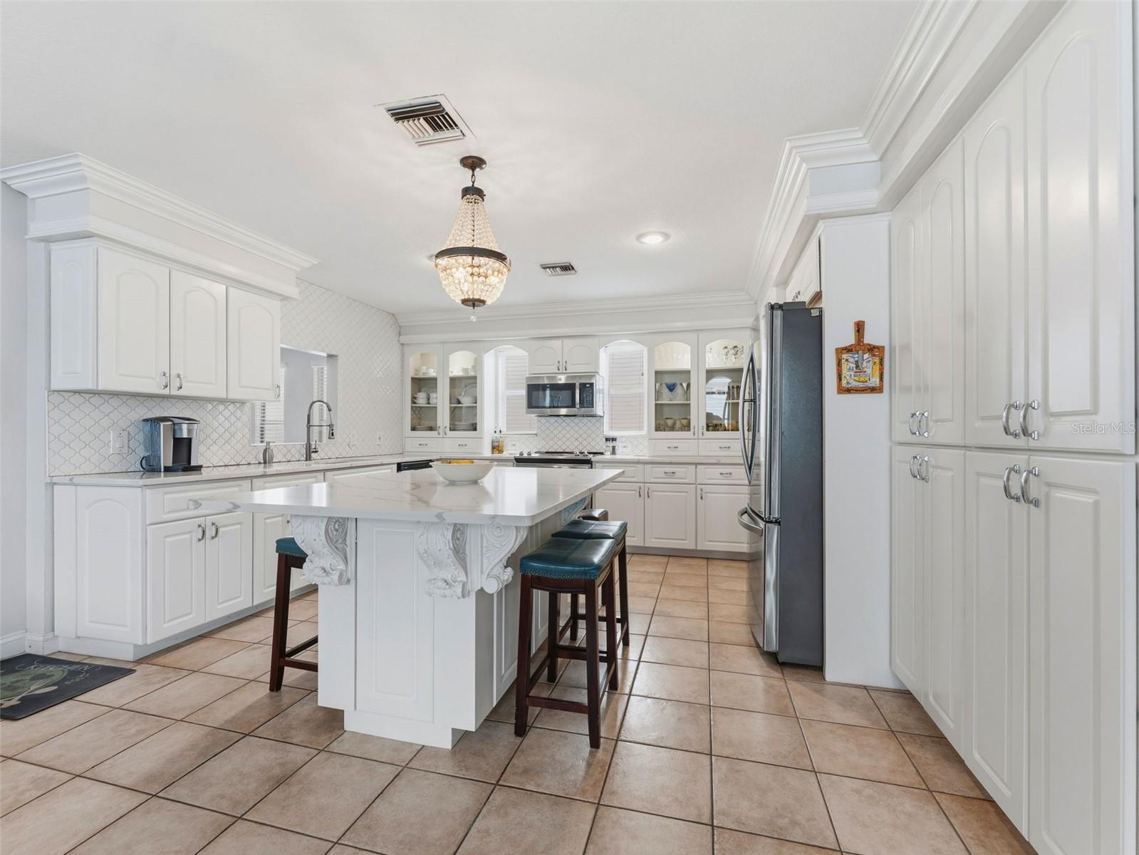 Image 17 of 46 For 5551 Jobeth Dr