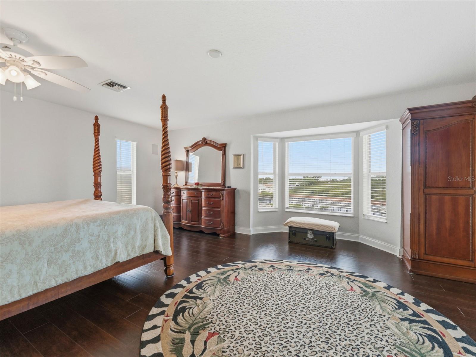 Image 20 of 46 For 5551 Jobeth Dr