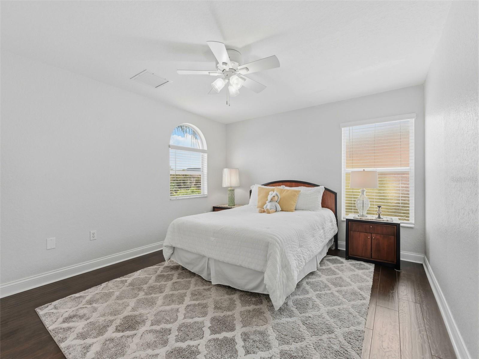 Image 33 of 46 For 5551 Jobeth Dr