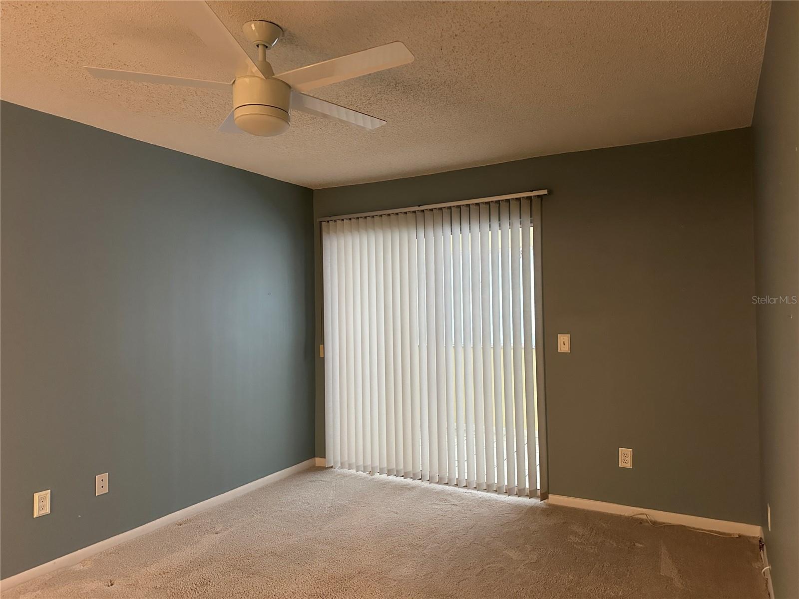 Image 10 of 22 For 209 Lincoln Circle N 406