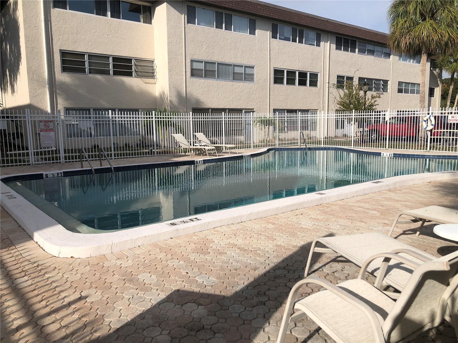 Image 20 of 22 For 209 Lincoln Circle N 406