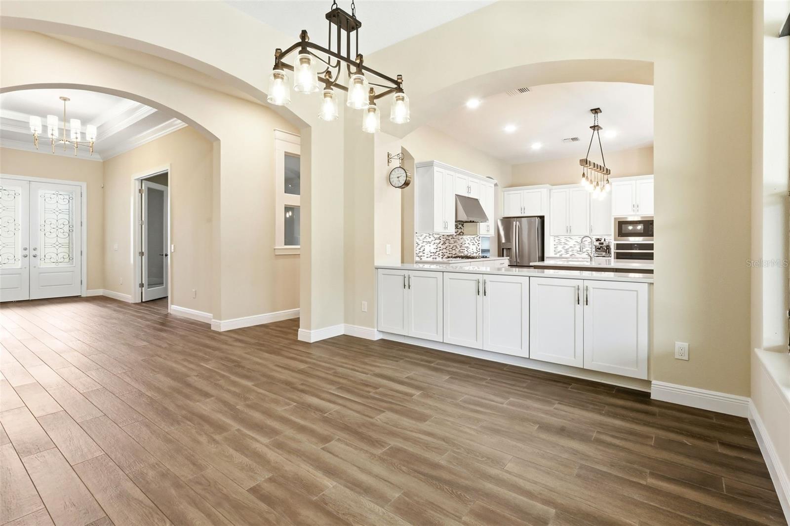 Image 28 of 50 For 14907 Tavares Mill Avenue