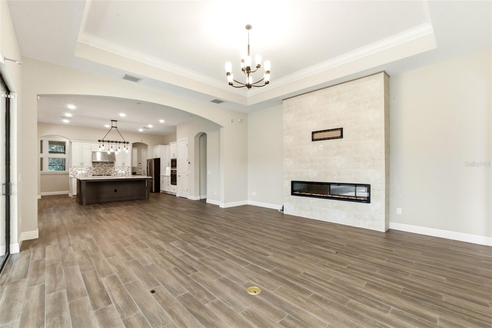 Image 33 of 50 For 14907 Tavares Mill Avenue