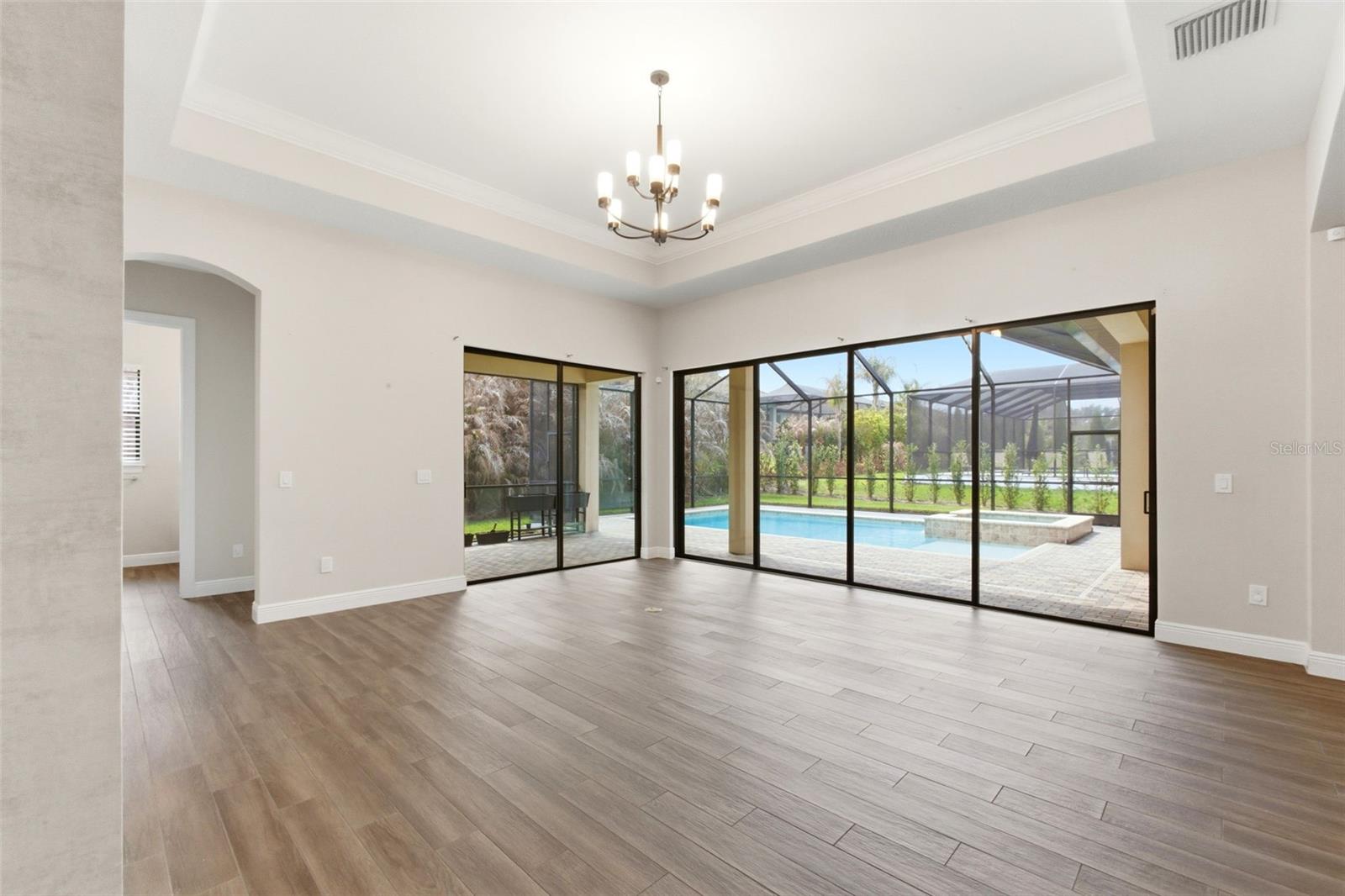 Image 34 of 50 For 14907 Tavares Mill Avenue