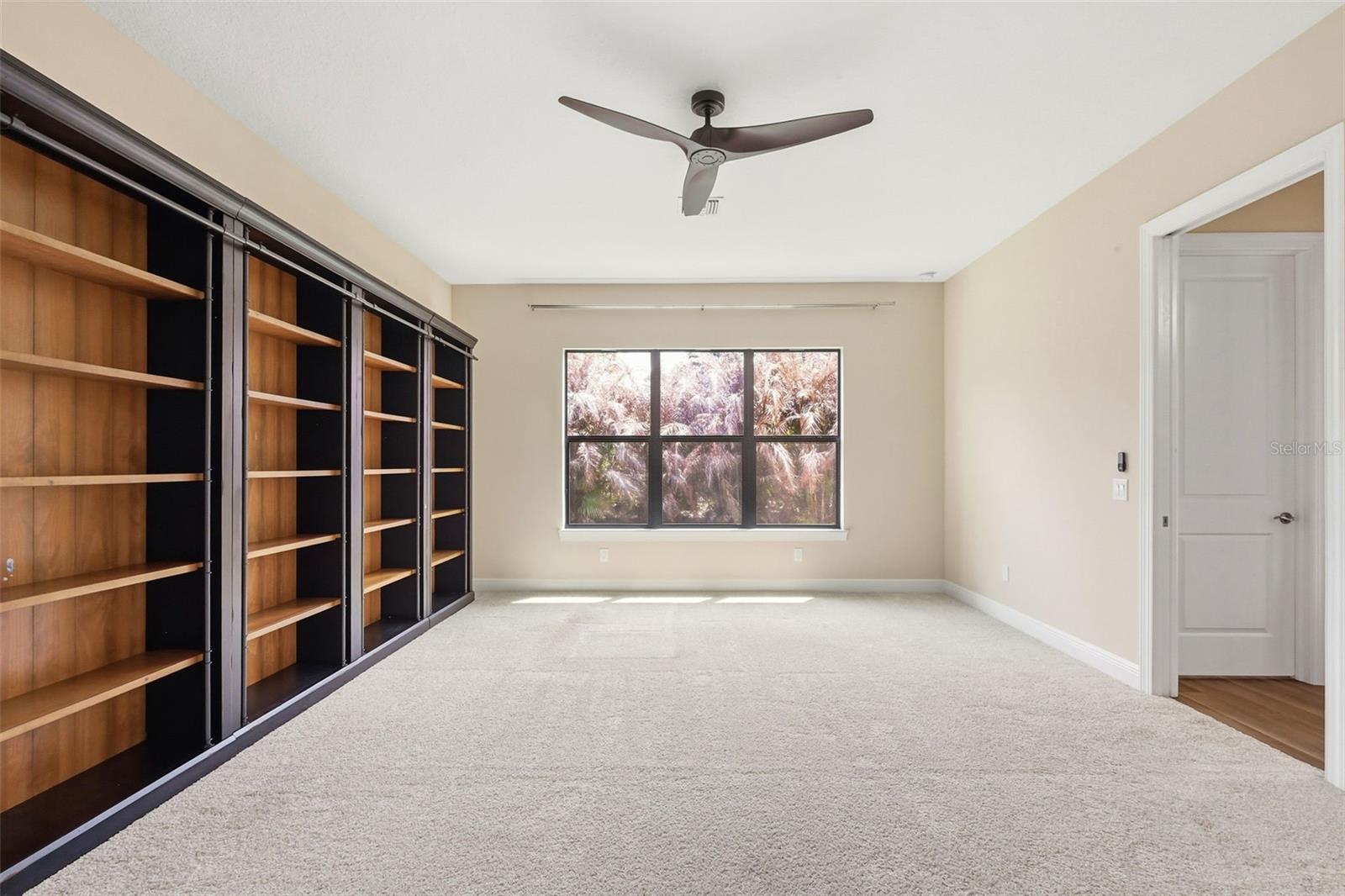 Image 37 of 50 For 14907 Tavares Mill Avenue