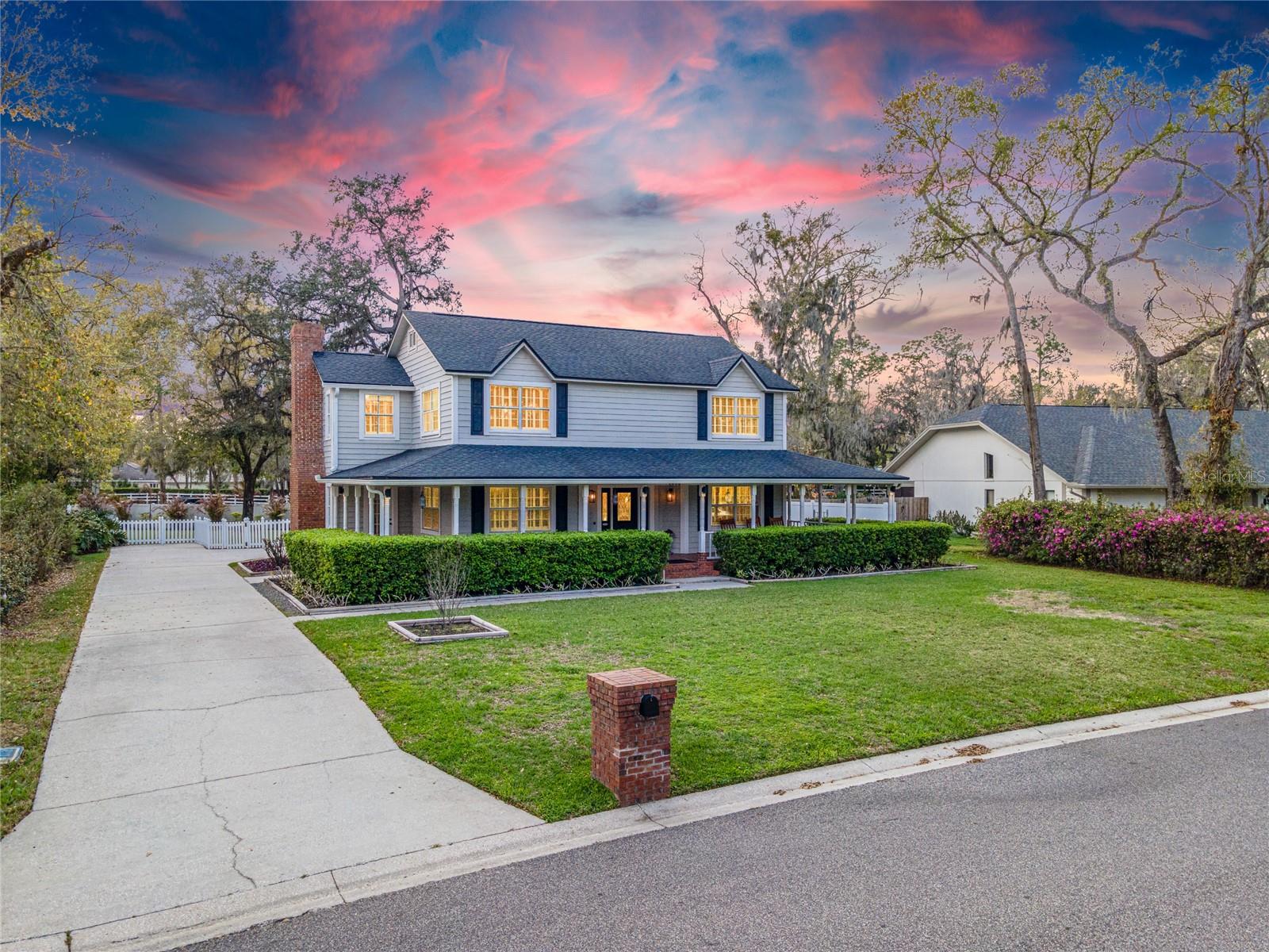 Image 2 of 78 For 2802 Hammock Drive