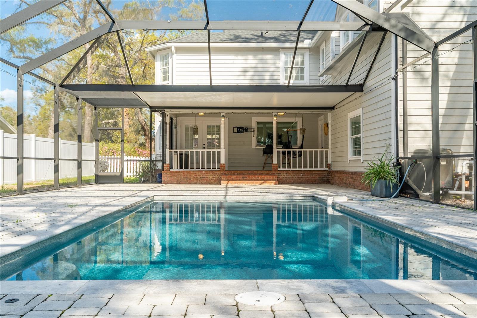 Image 5 of 78 For 2802 Hammock Drive