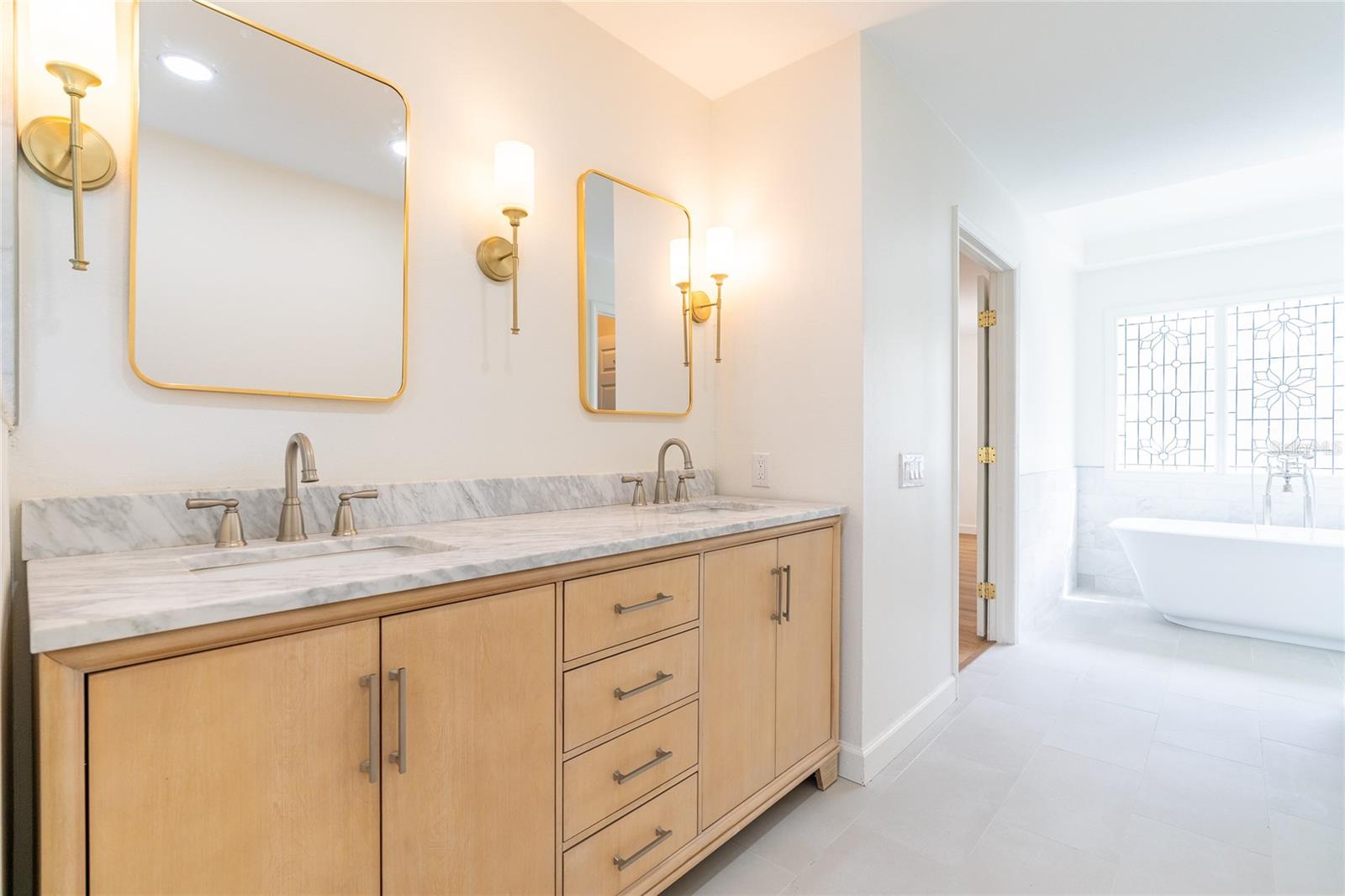 Image 57 of 78 For 2802 Hammock Drive